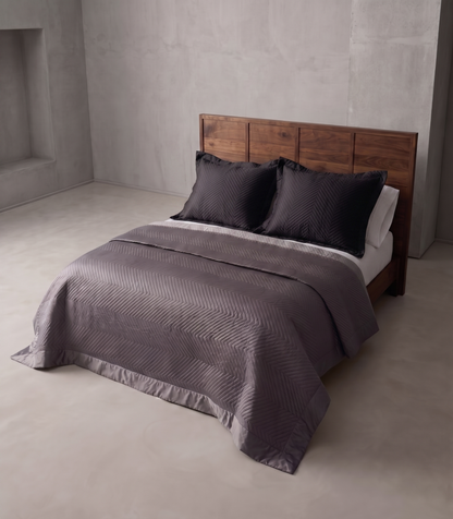 Colcha Bouti Negro y Oxford sobre cama SOFT NATURE
