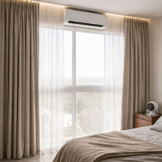 Cortinas Blackout Lumière beige en recámara luminosa SOFT NATURE